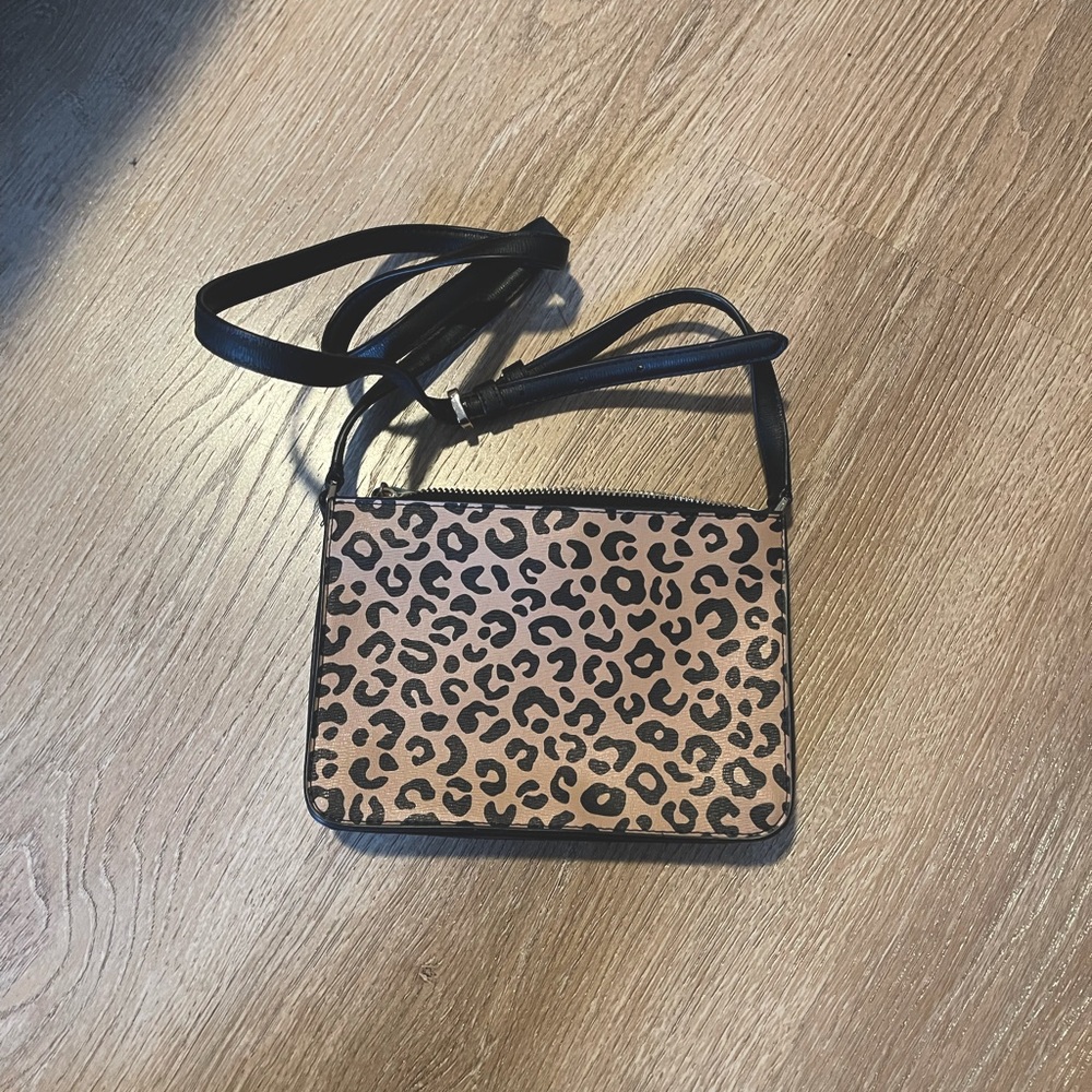Small leopard Kate Spade bag